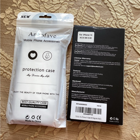 Two Cases for iPhone 14 - Picture 2 of 5